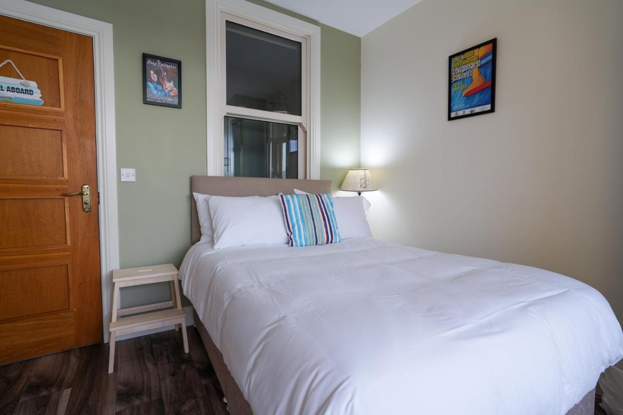 The Gaslight Inn Self Catering Holiday Apartments Rossnowlagh Donegal Екстериор снимка